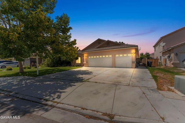 44149 Westridge Drive, Lancaster, CA 93536