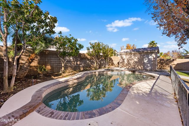 44149 Westridge Drive, Lancaster, CA 93536