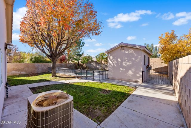 44149 Westridge Drive, Lancaster, CA 93536