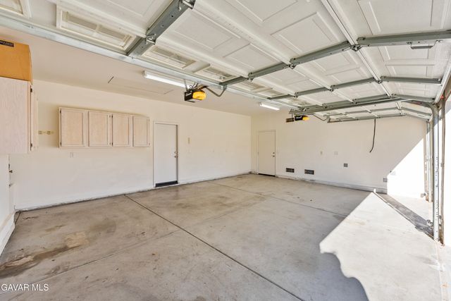 44149 Westridge Drive, Lancaster, CA 93536