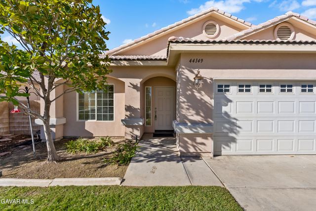44149 Westridge Drive, Lancaster, CA 93536