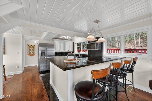 1109 Ski View Drive, Gatlinburg, TN 37738