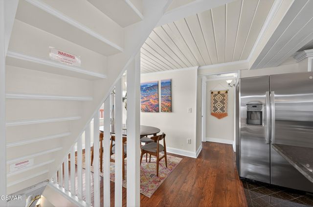 1109 Ski View Drive, Gatlinburg, TN 37738