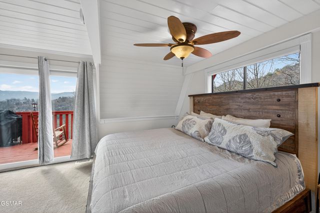 1109 Ski View Drive, Gatlinburg, TN 37738