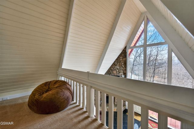 1109 Ski View Drive, Gatlinburg, TN 37738