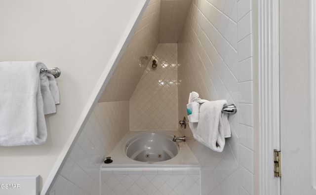 1109 Ski View Drive, Gatlinburg, TN 37738