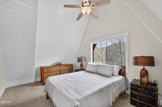 1109 Ski View Drive, Gatlinburg, TN 37738