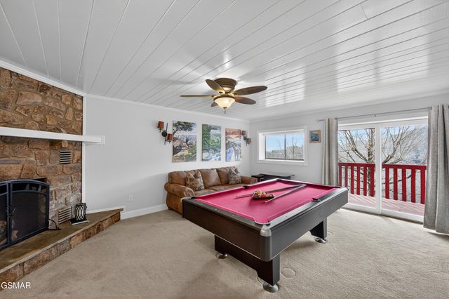 1109 Ski View Drive, Gatlinburg, TN 37738