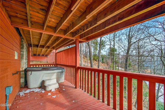 1109 Ski View Drive, Gatlinburg, TN 37738