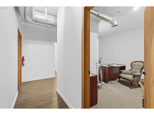 47470 HIGHWAY 58, Oakridge, OR 97463