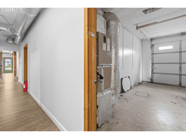 47470 HIGHWAY 58, Oakridge, OR 97463