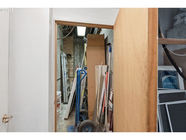 47470 HIGHWAY 58, Oakridge, OR 97463