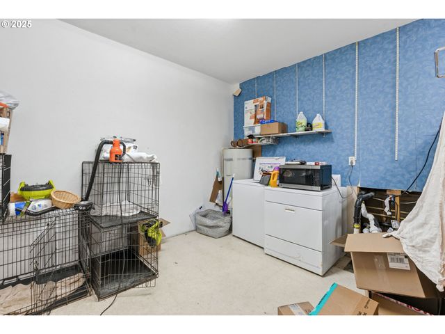 47470 HIGHWAY 58, Oakridge, OR 97463