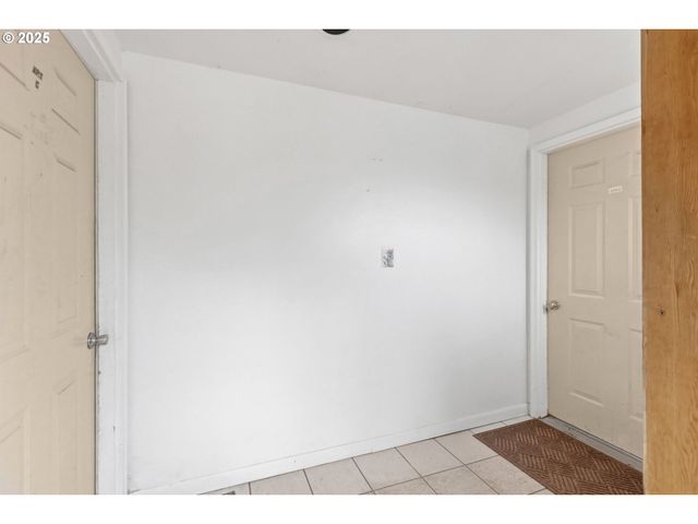 47470 HIGHWAY 58, Oakridge, OR 97463