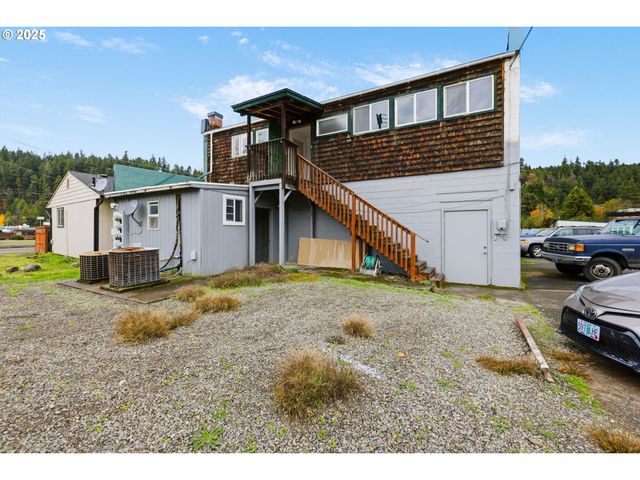 47470 HIGHWAY 58, Oakridge, OR 97463