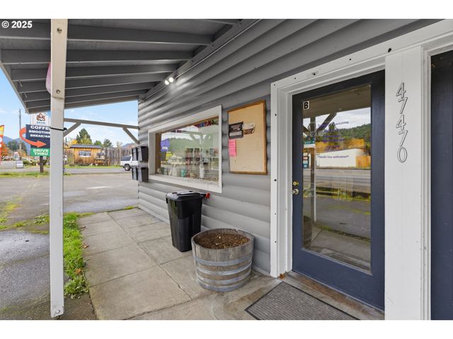 47470 HIGHWAY 58, Oakridge, OR 97463