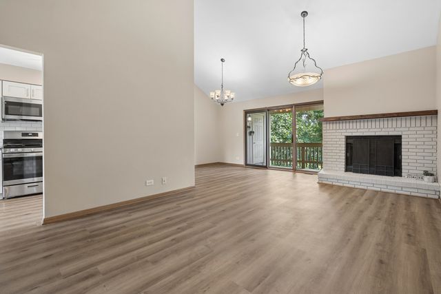 602 Country Lane, Des Plaines, IL 60016