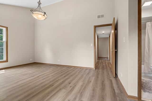 602 Country Lane, Des Plaines, IL 60016