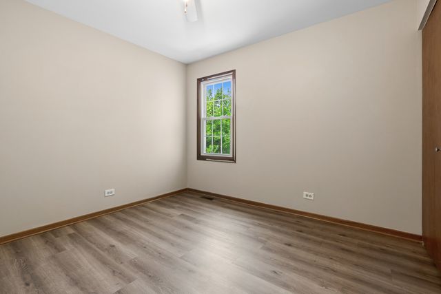 602 Country Lane, Des Plaines, IL 60016