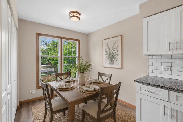 602 Country Lane, Des Plaines, IL 60016