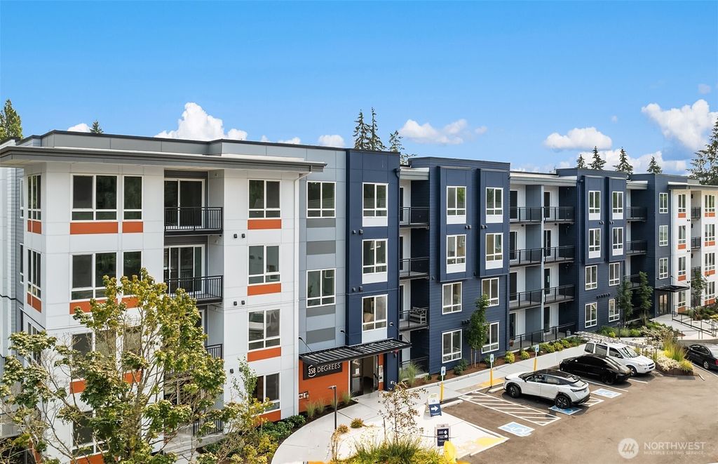 14598 Westminster Way N #101, Shoreline, WA 98133
