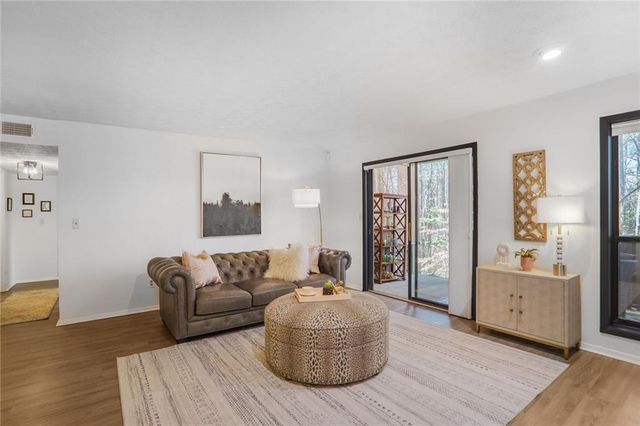 210 Woodcliff Drive, Atlanta, GA 30350