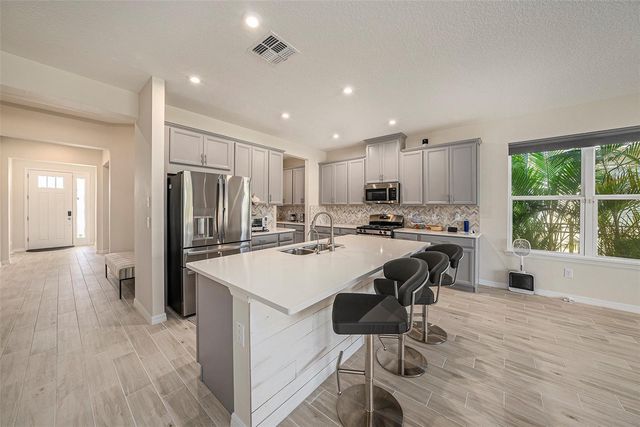 33410 CASTAWAY LOOP, Wesley Chapel, FL 33543