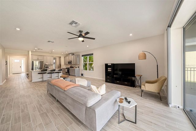 33410 CASTAWAY LOOP, Wesley Chapel, FL 33543