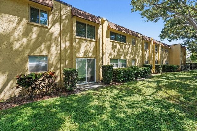 4450 40TH AVENUE N D12, St Petersburg, FL 33714