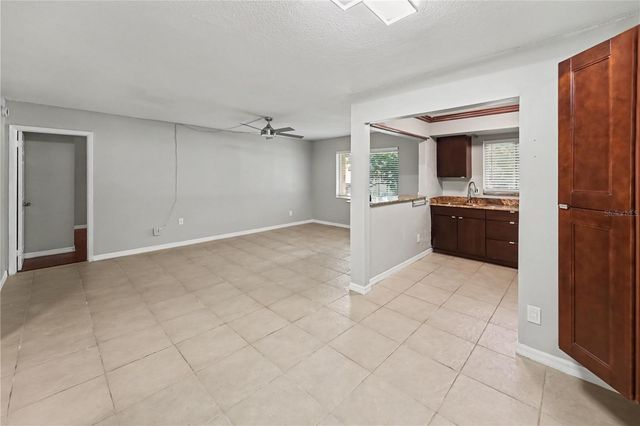 4450 40TH AVENUE N D12, St Petersburg, FL 33714