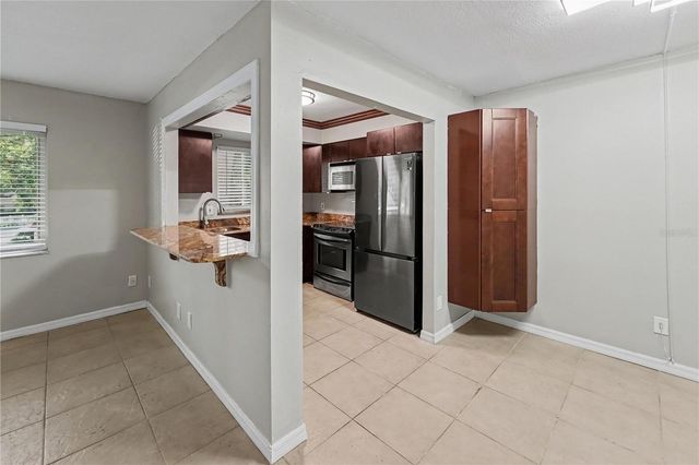 4450 40TH AVENUE N D12, St Petersburg, FL 33714