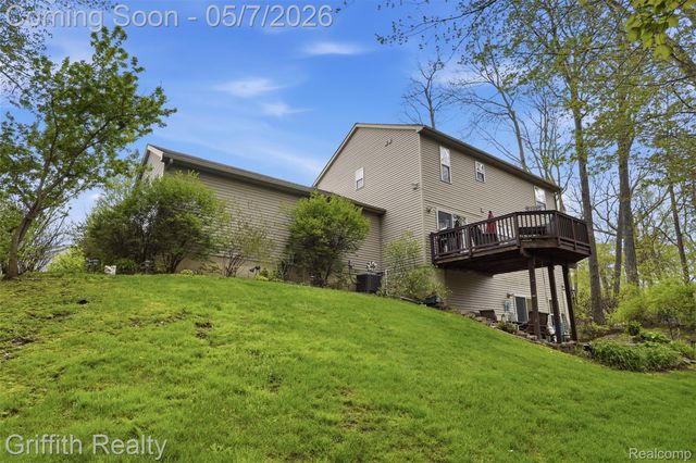 2000 Laurel Oak Drive, Oceola Township, MI 48855