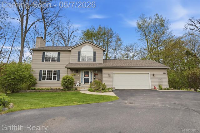 2000 Laurel Oak Drive, Oceola Township, MI 48855
