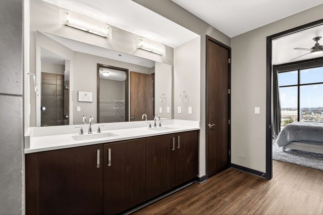 1510 Demonbreun St Apt 904, Nashville, TN 37203