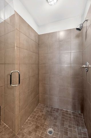 1510 Demonbreun St Apt 904, Nashville, TN 37203