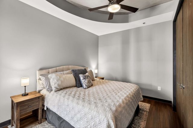 1510 Demonbreun St Apt 904, Nashville, TN 37203