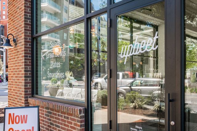 1510 Demonbreun St Apt 904, Nashville, TN 37203