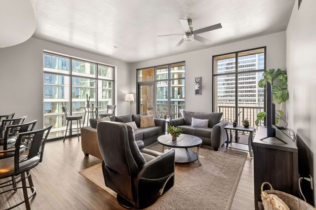 1510 Demonbreun St Apt 904, Nashville, TN 37203