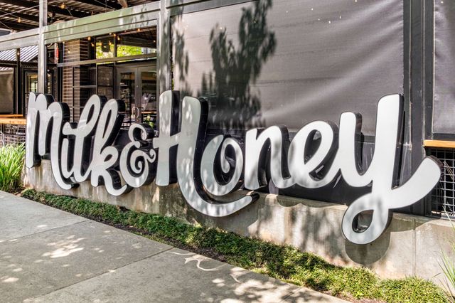 1510 Demonbreun St Apt 904, Nashville, TN 37203