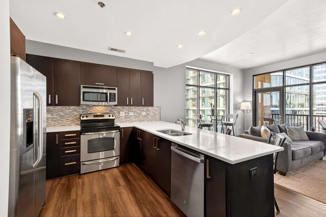 1510 Demonbreun St Apt 904, Nashville, TN 37203