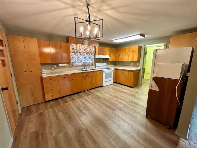 123 S Shearer Road, Gladwin, MI 48624