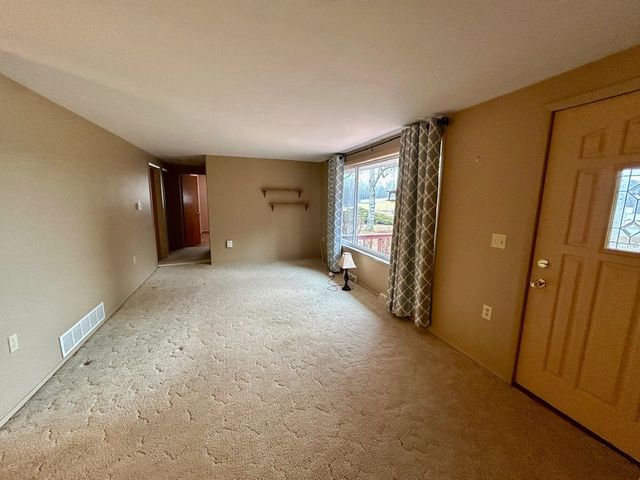 123 S Shearer Road, Gladwin, MI 48624