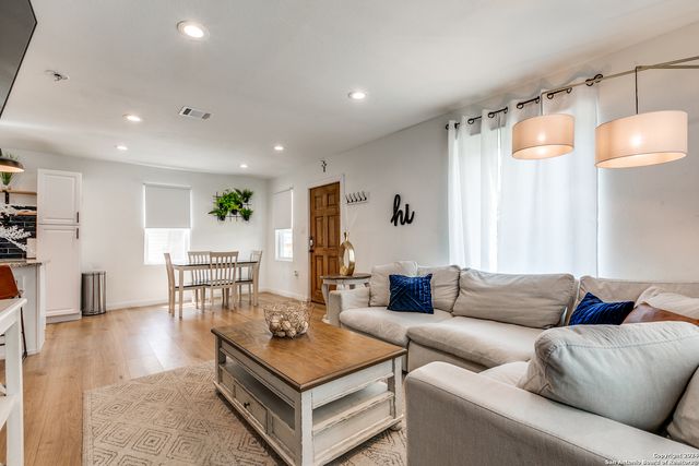 614 DELMAR ST, San Antonio, TX 78210