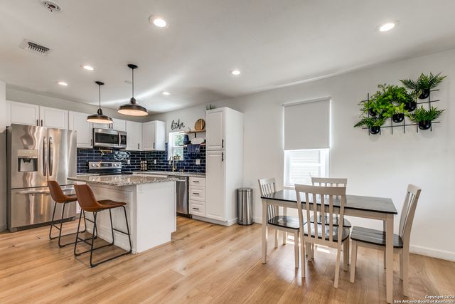 614 DELMAR ST, San Antonio, TX 78210