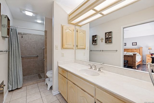6735 Congressional Blvd, San Antonio, TX 78244