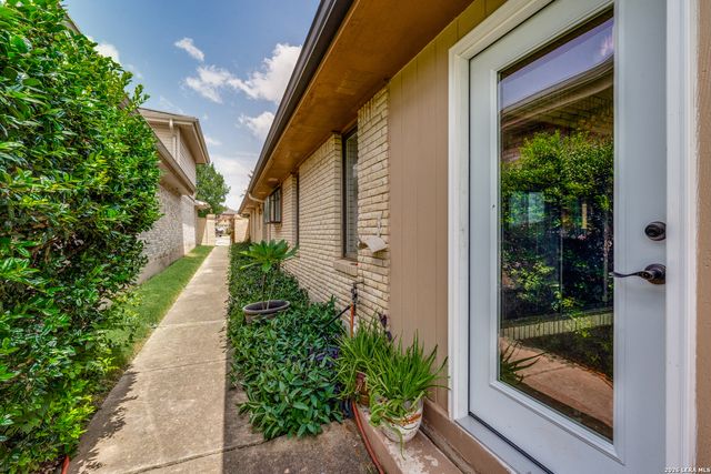 6735 Congressional Blvd, San Antonio, TX 78244