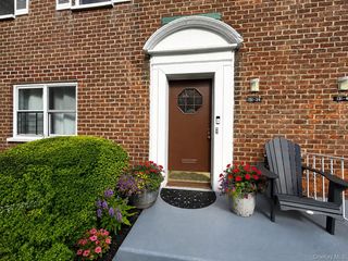 131 39 234 Street LL, Rosedale, NY 11422