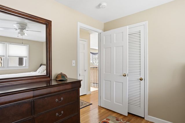 8 Old Coach Road, Salem, NH 03079