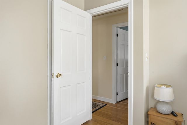 8 Old Coach Road, Salem, NH 03079