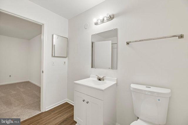 6866 CHASEWOOD CIR, Centreville, VA 20121